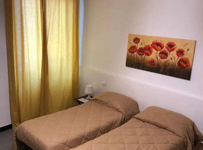 Low-cost Fillak Apartman Genova